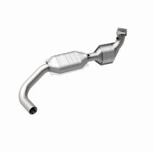 Cargar imagen en el visor de la galería, MagnaFlow Conv DF 03-04 Lincoln Navigator 5.4L D/S