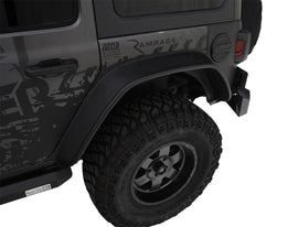 Bushwacker 2018+ Jeep Wrangler (JL) Unlimited Flat Style Bengalas 4 piezas - Negro