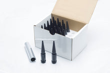 Cargar imagen en el visor de la galería, Wheel Mate Spiked Lug Nuts Set of 24 - Black 14x1.50