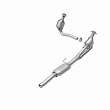 Cargar imagen en el visor de la galería, MagnaFlow Conv DF 00-03 Dodge Dakota 3.9L