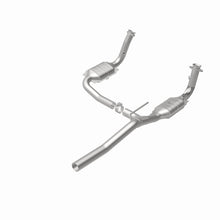 Cargar imagen en el visor de la galería, MagnaFlow Conv DF 2009-2012 Dodge Nitro 3.7L Underbody