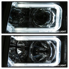 Cargar imagen en el visor de la galería, Xtune Chevy Silverado 1500/2500/3500 07-13 Halo Projector Headlights Chrome PRO-JH-CS07-LED-C