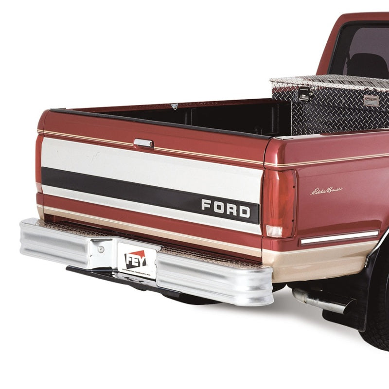 Parachoques universal Westin/Fey 67-96 F-Series Style Side / 97-98 F-250/350 HD Diamondstep - Cromo
