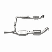 Cargar imagen en el visor de la galería, MagnaFlow Conv DF 07-08 Ford E-150 4.6L