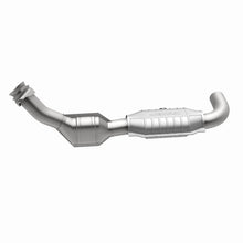 Cargar imagen en el visor de la galería, MagnaFlow Conv DF 01-04 Ford F-150 4.2L 2wd