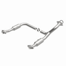 Cargar imagen en el visor de la galería, MagnaFlow Conv DF 06-09 Ford Explorer / 06-10 Mercury Mountaineer 4.6L Y-Pipe Assembly (49 State)