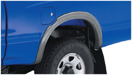 Bushwacker 95-04 Toyota Tacoma Fleetside Extend-A-Fender Style Flares 2 piezas con 4WD solamente - Negro