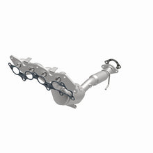 Cargar imagen en el visor de la galería, MagnaFlow 14-15 Ford Transit Connect OEM Grade Federal/EPA Compliant Manifold Catalytic Converter