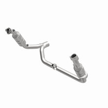 Cargar imagen en el visor de la galería, MagnaFlow Conv DF 2006 Dodge RAM 1500 Pickup 5.7L Solid Front Axle