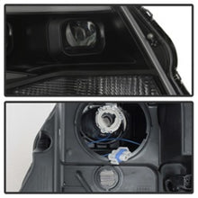 Load image into Gallery viewer, xTune Chevy Colorado 15-17 HalogenOnly Projector Headlights - Black Smoked PRO-JH-CCO04-LBDRL-BSM