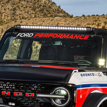 Cargar imagen en el visor de la galería, Ford Racing Ford Performance Bronco - Pancarta para parabrisas, color blanco y rojo