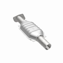Cargar imagen en el visor de la galería, MagnaFlow Conv Direct Fit 83-84 Chevrolet El Camino 3.8L
