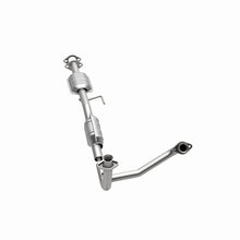Cargar imagen en el visor de la galería, MagnaFlow Conv DF 86-97 Ford Aerostar 3.0L