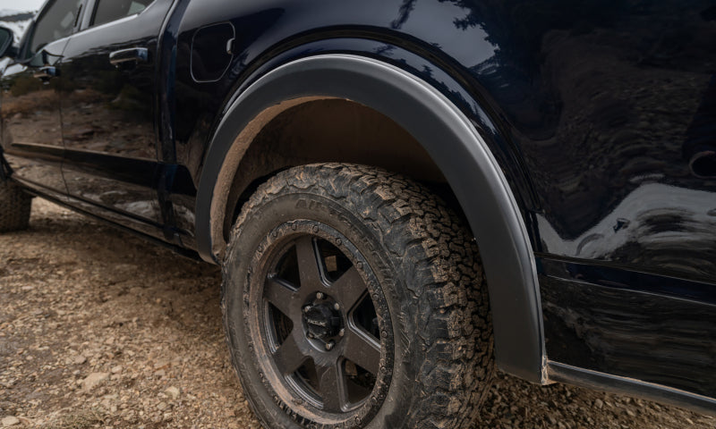 Bushwacker 11-16 Ford F-250 Super Duty OE estilo bengalas 2 piezas - negro