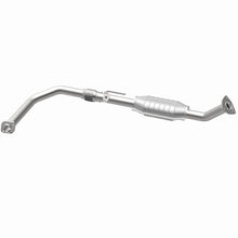 Cargar imagen en el visor de la galería, MagnaFlow Conv DF 00-04 Toyota Tundra V8 4.7L Gas