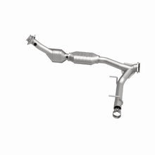 Cargar imagen en el visor de la galería, MagnaFlow Conv DF 03-04 Lincoln Navigator 5.4L P/S