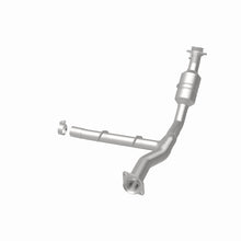 Cargar imagen en el visor de la galería, MagnaFlow 11-14 Ford F-150 5.0L Direct Fit CARB Compliant Left Catalytic Converter