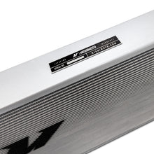 Cargar imagen en el visor de la galería, Mishimoto 2021+ BMW M3/ M4 G8X Intercambiador de calor de rendimiento manual