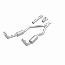 Cargar imagen en el visor de la galería, MagnaFlow Conv Direct Fit 90-93 Land Rover Range Rover 3.9L V8