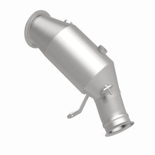 Cargar imagen en el visor de la galería, MagnaFlow 2014 BMW 335i GT xDrive 3.0L Underbody Direct Fit EPA Compliant Catalytic Converter