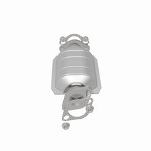 Load image into Gallery viewer, Magnaflow Conv DF 05-06 Kia Sportage 2.0L