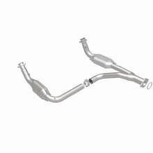 Cargar imagen en el visor de la galería, MagnaFlow Conv DF 07-09 Chevrolet/GMC Silverado/Sierra 2500 HD 6.0L Y-Pipe Assembly excludes Classic