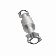 Cargar imagen en el visor de la galería, MagnaFlow Conv DF 03-06 Kia Sorento 3.5L Rear (49 State)