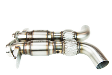 Cargar imagen en el visor de la galería, Kooks 2015+ Ford Mustang GT350 5.2L 3 pulgadas x 2-3/4 pulgadas Cat SS X-Pipe Kooks HDR requerido