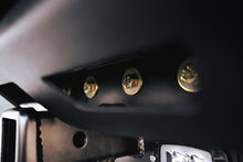 Cargar imagen en el visor de la galería, DV8 Offroad 07-21 Jeep Wrangler (JK/JL) Enganche atornillable con luces