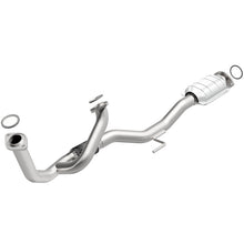 Cargar imagen en el visor de la galería, MagnaFlow Conv DF 97-98 Toyota Avalon Camry 3