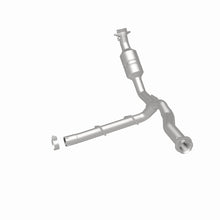 Cargar imagen en el visor de la galería, MagnaFlow 11-14 Ford F-150 5.0L Direct Fit CARB Compliant Left Catalytic Converter