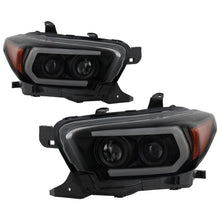 Cargar imagen en el visor de la galería, Spyder Toyota Tacoma 16-18 (SR5 Model Only) Projector Headlights Black Smoke PRO-YD-TT16-LB-BSM