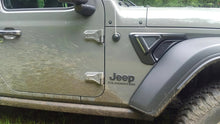 Cargar imagen en el visor de la galería, Oracle Sidetrack LED System For Jeep Wrangler JL/ Gladiator JT SEE WARRANTY