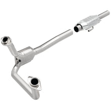 Cargar imagen en el visor de la galería, MagnaFlow Conv DF 84-95 Ford Truck 5.0L CA