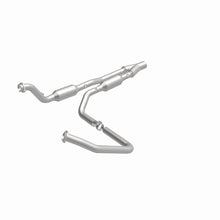 Cargar imagen en el visor de la galería, Magnaflow California Direct Fit Converter 05-07 Dodge Ram 2500 5.7L