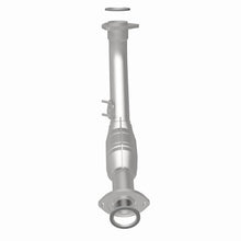 Cargar imagen en el visor de la galería, MagnaFlow Conv DF 02-04 Tacoma 2.4L front 50S