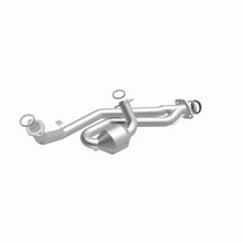 Cargar imagen en el visor de la galería, MagnaFlow Conv DF 01-03 Toyota Sienna 3.0L