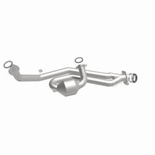 Cargar imagen en el visor de la galería, MagnaFlow Conv DF 01-03 Toyota Sienna 3.0L