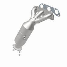 Cargar imagen en el visor de la galería, MagnaFlow Conv DF 04-05 Suz Verona2.5 Manifold Rear