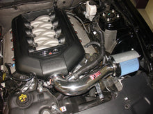 Cargar imagen en el visor de la galería, Injen 11 Ford Mustang GT V8 5.0L Power-Flow Wrinkle Blk Entrada de aire de ram corta con MR Tech/protector térmico