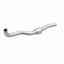 Cargar imagen en el visor de la galería, MagnaFlow Conv DF 06- GM Silv/Sierra 6.6L