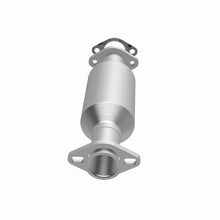 Cargar imagen en el visor de la galería, MagnaFlow Conv DF California Grade 87-90 Mitsubishi Van 2.4L