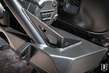 Cargar imagen en el visor de la galería, ICON 2018+ Jeep Wrangler JL / 2020+ Jeep Wrangler JT Pro Series Parachoques delantero con barra/pestañas