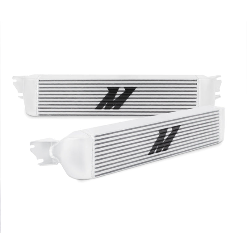 Mishimoto 03-05 Dodge Neon SRT-4 Kit de intercooler de rendimiento de aluminio plateado