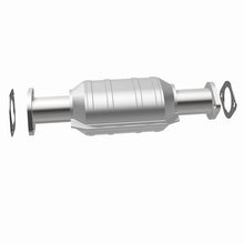 Cargar imagen en el visor de la galería, MagnaFlow Catalytic Converter DF 98-00 Nissan Frontier 2.4L Rear