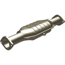 Cargar imagen en el visor de la galería, MagnaFlow Conv Direct Fit 83-85 Ford Ranger 2.8L