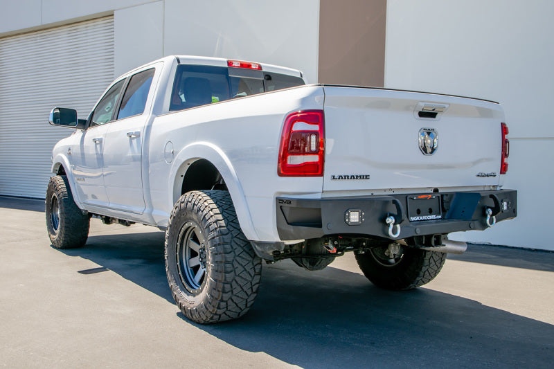 Parachoques trasero DV8 Offroad 19+ Ram 2500/3500
