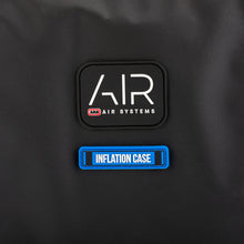 Cargar imagen en el visor de la galería, Caja de inflación ARB Acabado negro con detalles azules Tiras reflectantes de material de PVC