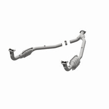 Cargar imagen en el visor de la galería, MagnaFlow Conv DF 97 Land Rover Defender 90 4.0L Y-Pipe Assy / 96-99 Discovery 4.0L Y-Pipe Assy