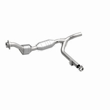 Cargar imagen en el visor de la galería, MagnaFlow Conv DF 99 Ford F-150 4.6L